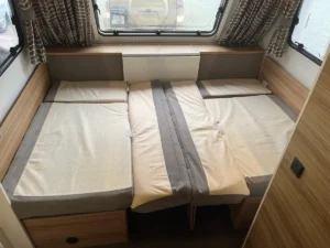 Adria Fixed island bed