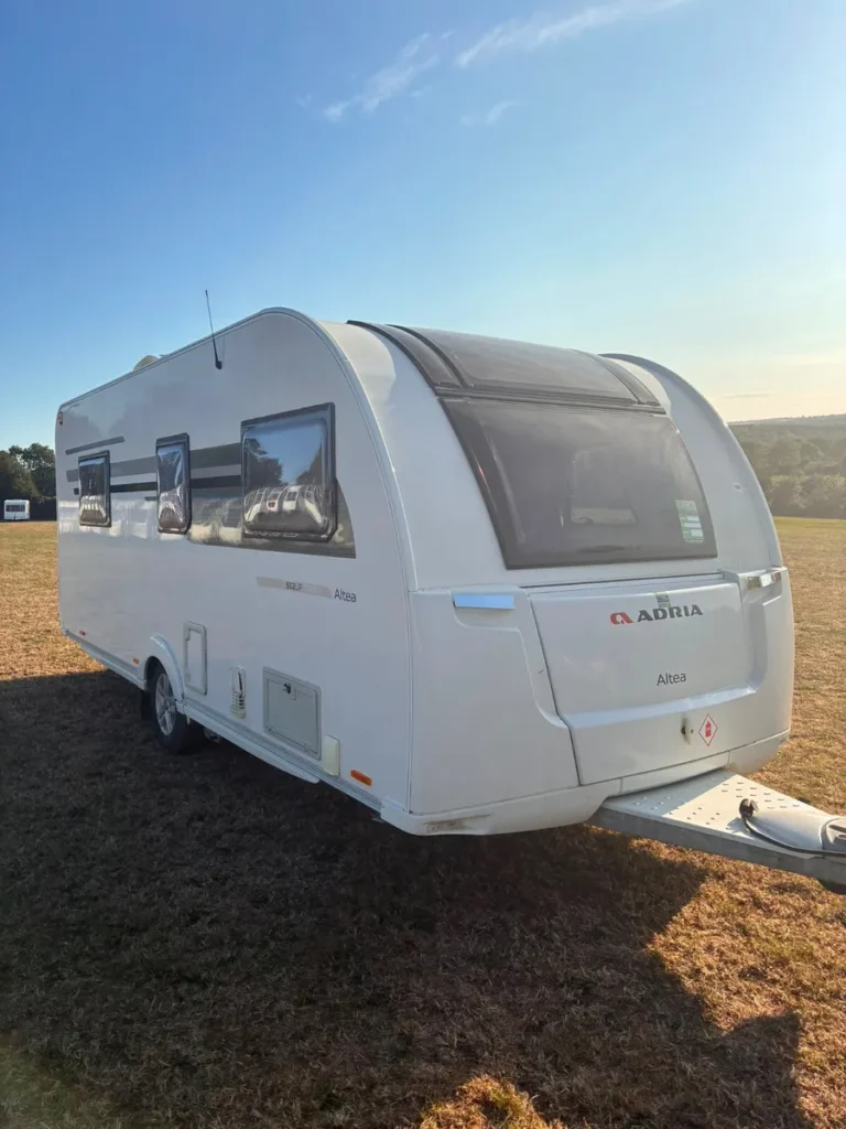 Adria Fixed island bed