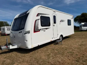 Coachman vision plus rear island bed